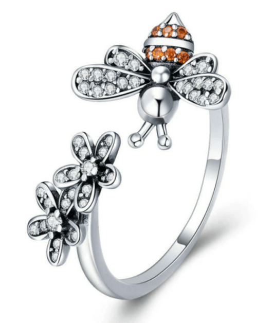 Sterling Silver Bee and Daisy Ring