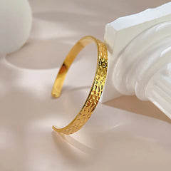 Stee Hammered Bangle