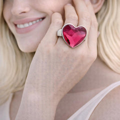 heart-shaped pink gemstone ring