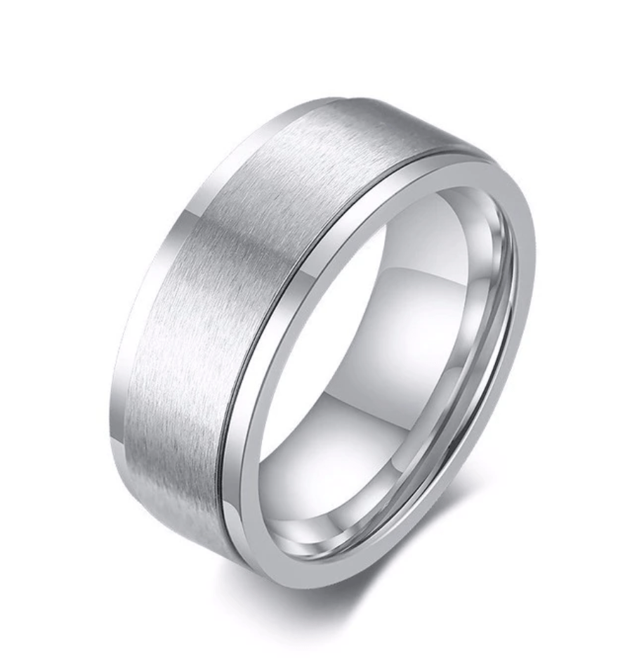 silver spinner ring