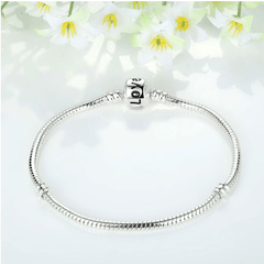 Silver Snake Chain Love Bracelet