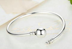 Silver Snowflake Bangle Bracelet