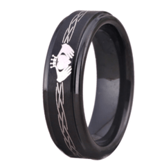 Claddagh Engraved Wedding Engagement Ring for Couple