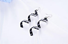 Fashion Spiral Earring for Women black