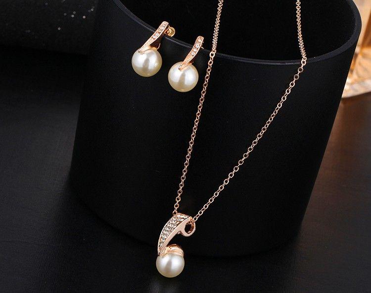 Pearl Gold Color Bridal Jewellery