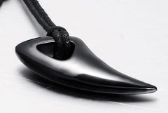 Men’s Bull Horn Necklace black