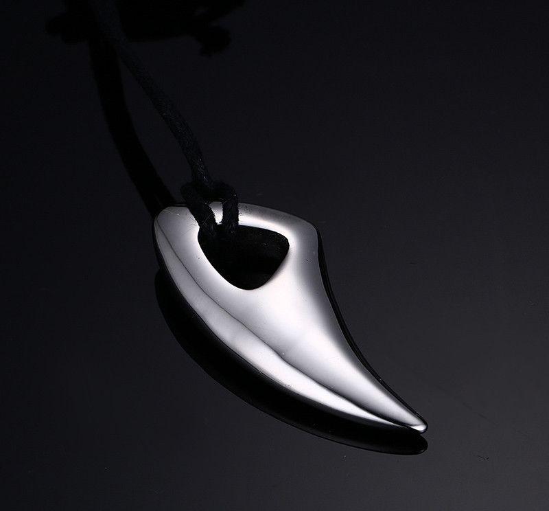 Men’s Bull Horn Necklace silver