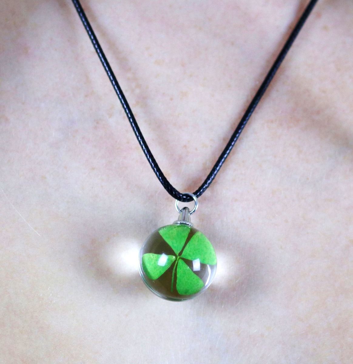 Natural Leaf Pendant Necklace green