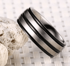 Black And Silver Groove Titanium Rings