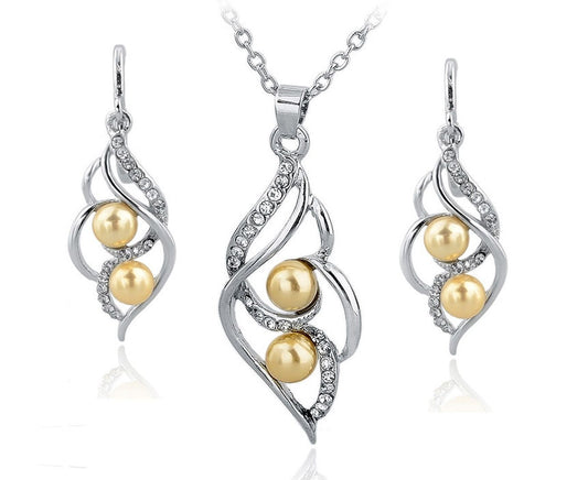 Silver plated pearl neckalce Set