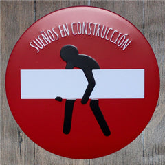 Suenosen Construccion Round Embossed Metal Tin Sign Poster