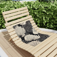 Chick Balck Beach Towel