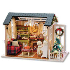 FESTIVE SPIRIT MINIATURE DOLLHOUSE